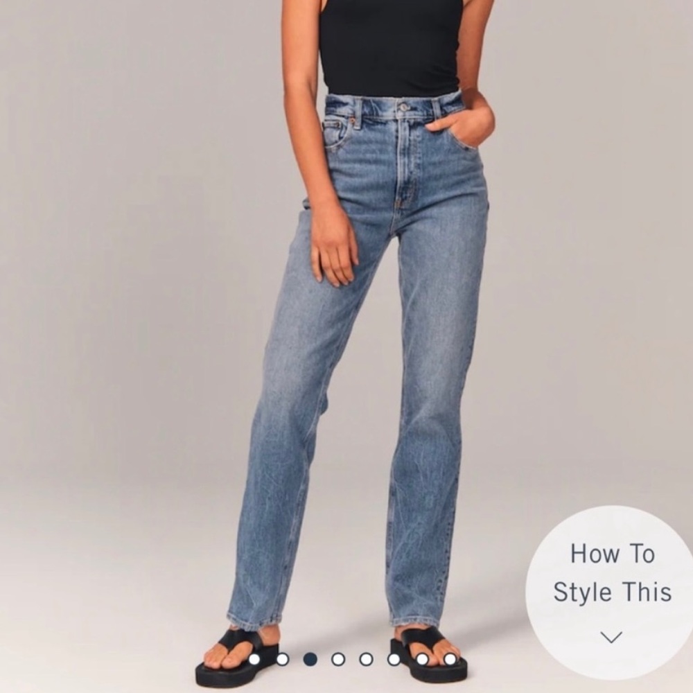 Abercrombie & Fitch Ultra High Rise Curve Love 90s Straight Jean